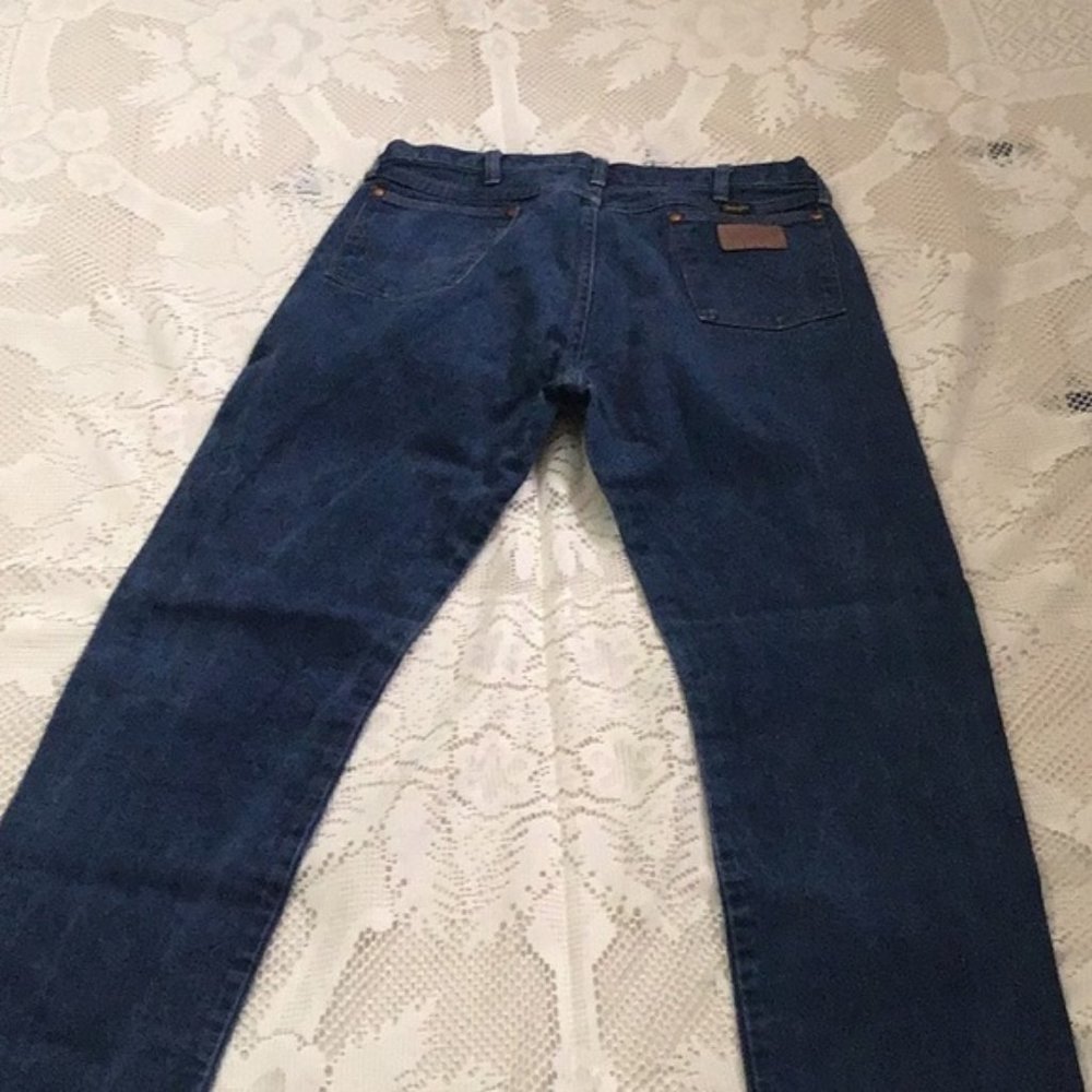 Wrangler 13MWZ size 37X34 💯%Cotton